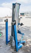 Genie SLA-15 manual material hoist A565736