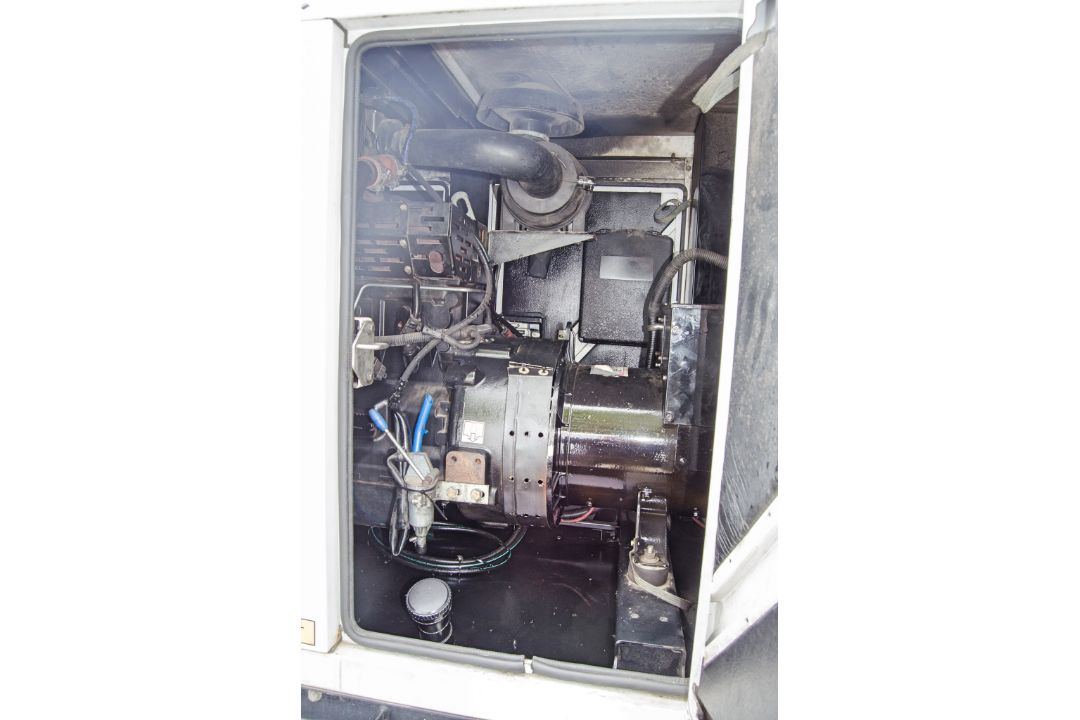 SDMO R66 60 kva diesel driven trailer mounted mobile generator Recorded hours: 12210 A604026, - Image 8 of 8
