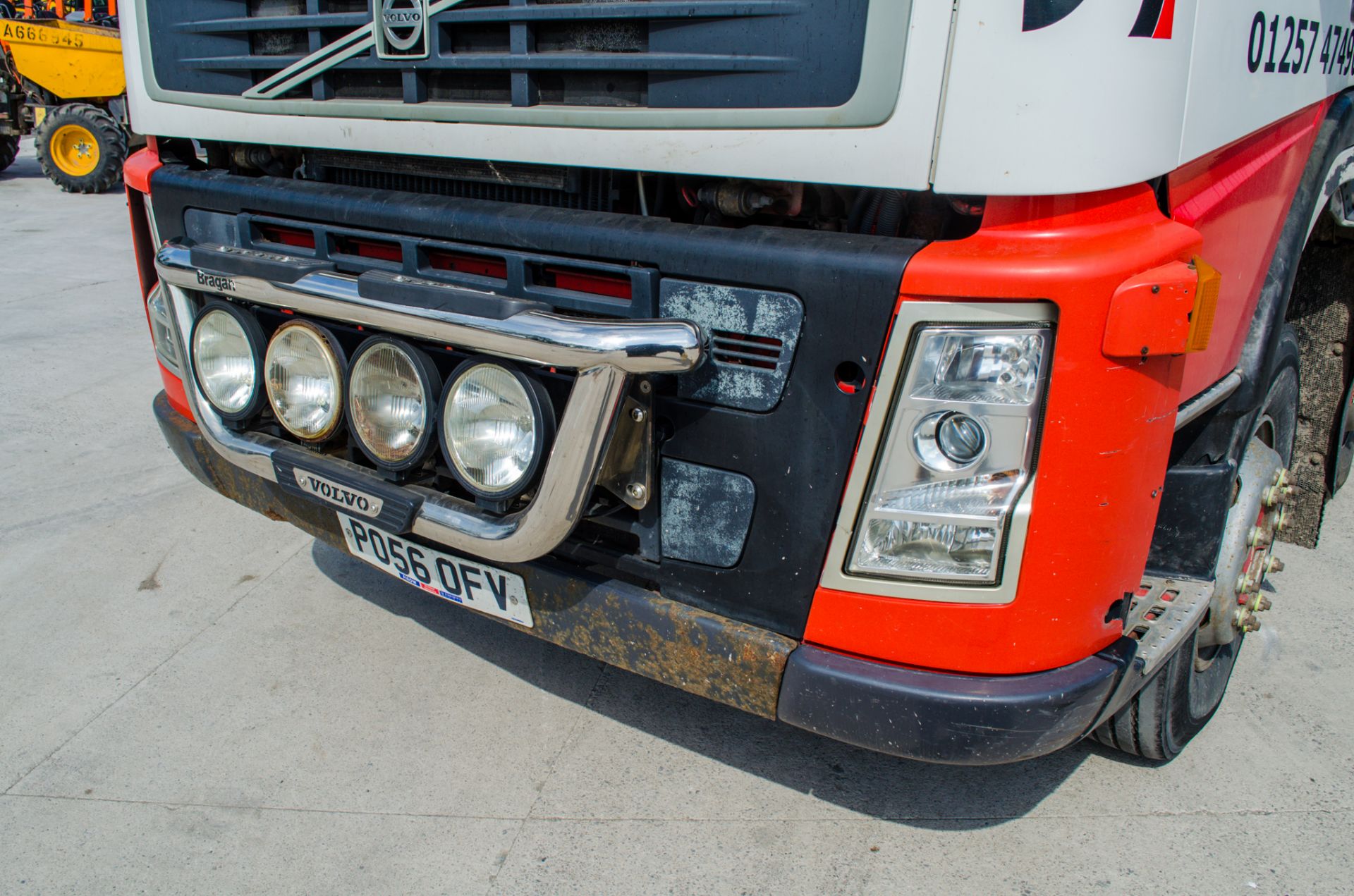 Volvo FM400 8x4 Euro 6 32 tonne hook loader lorry Registration Number: PO56 OFV Date of - Image 10 of 27