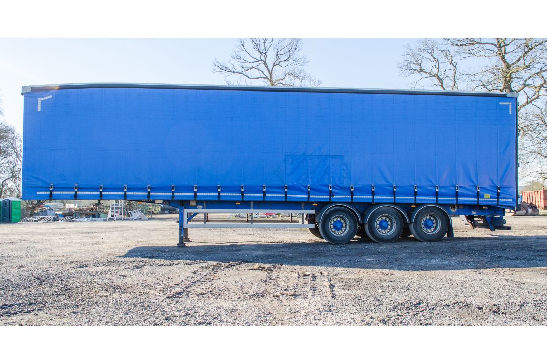 Lawrence David 13.7 metre tri-axle curtain sided trailer Year of Manufacture: 2015 Ident Mark: - Image 6 of 15