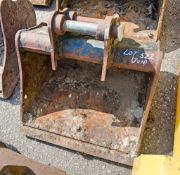 18 inch digging bucket