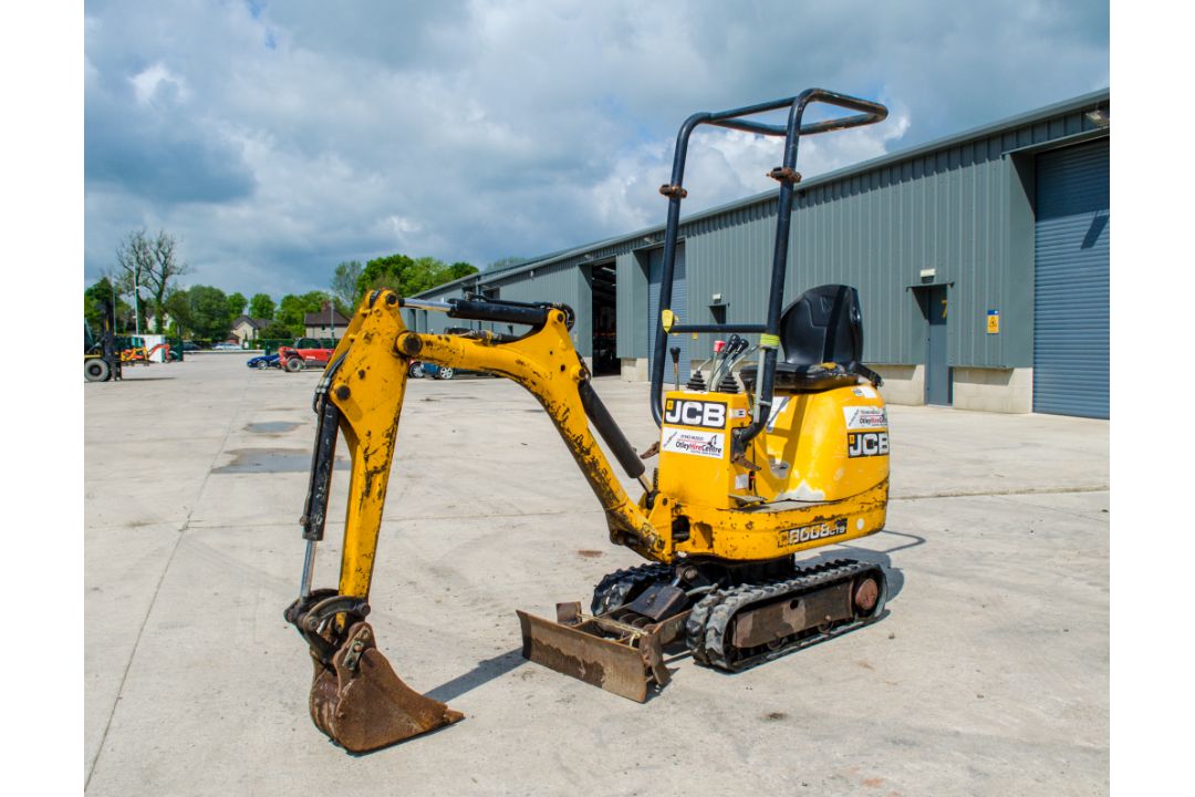 JCB 8008 CTS 0.8 tonne rubber tracked micro excavator Year: 2013 S/N: 00764635 Recorded Hours: - Image 1 of 17