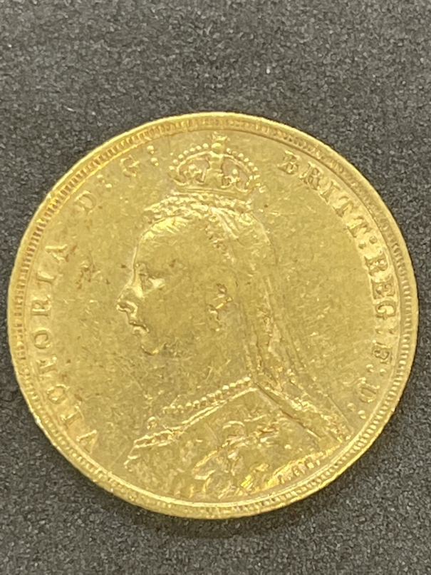 Coins/Numismatics: 1892 Queen Victoria gold full sovereign, veiled head. - Image 2 of 5