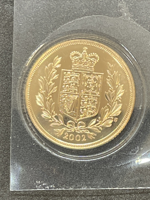 Coins/Numismatics: Elizabeth II Golden Jubilee 2002 sovereign B/U - Image 3 of 5