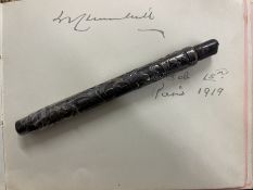 World War One/Autographs: Extremely rare autograph book compiled by the receptionist at the Hotel
