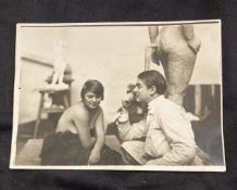 Photography: Stunning black and white photograph of Sculptor, innovator and British pioneer Henry