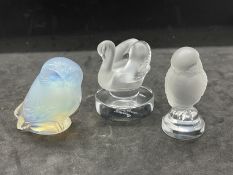 The Mavis and John Wareham Collection: Lalique: Opalescent Nyctal owl, 2ins. Plus frosted swan, 2½