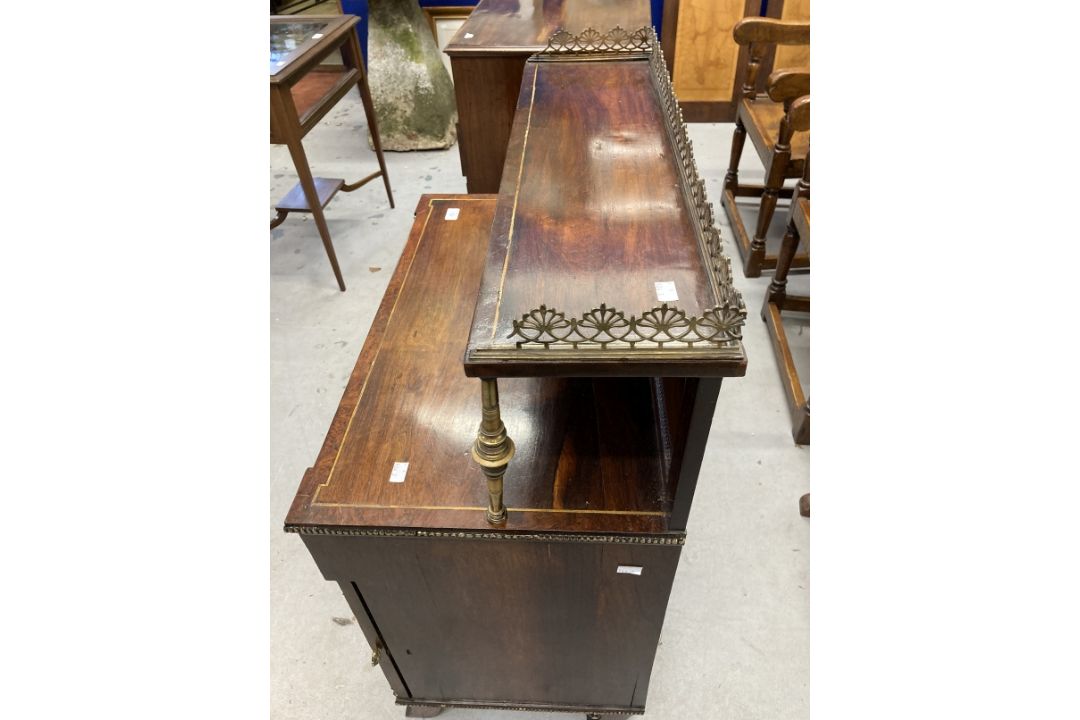 Regency Rosewood chiffonier, the top with brass inlay & turned gilt brass columns supporting a shelf - Image 2 of 4