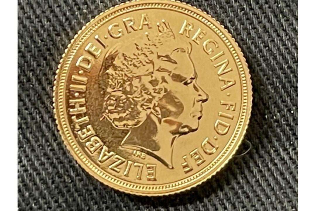 Coins/Numismatics 2014 Gold Sovereign. - Image 2 of 2