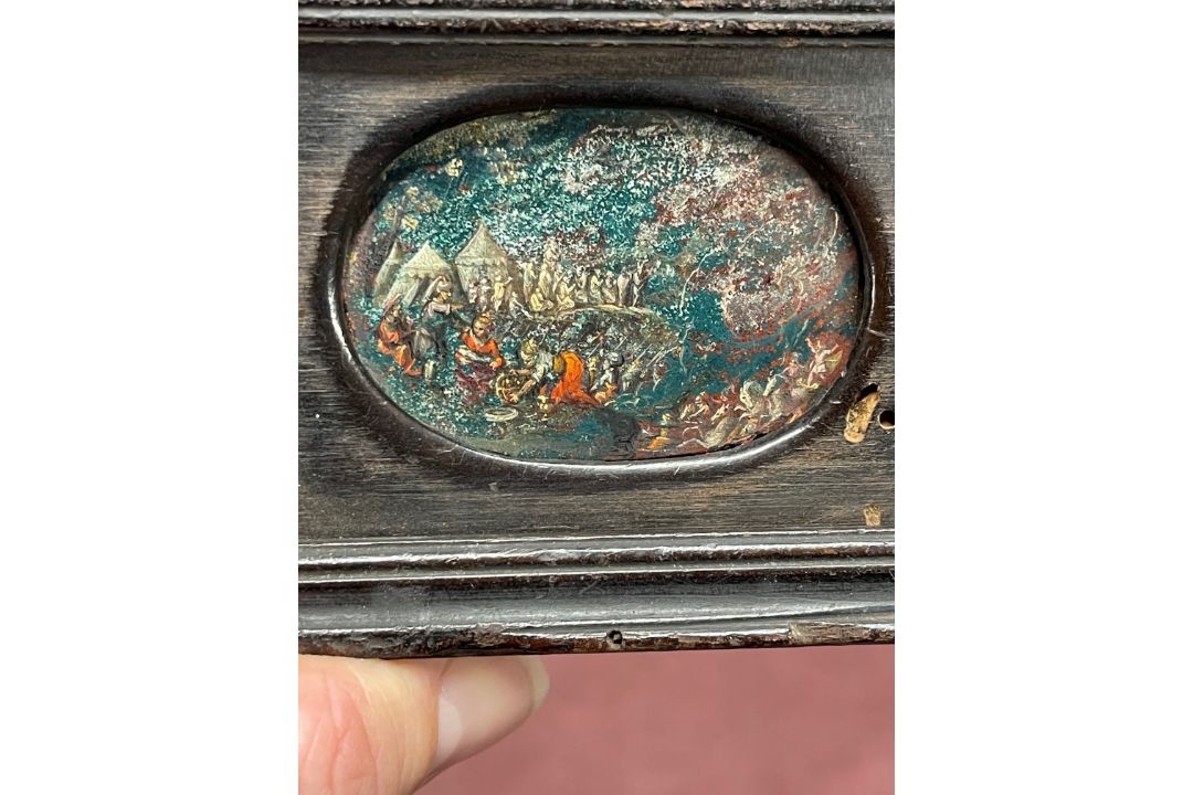 Objects of Vertu: 18th cent. Possibly earlier, miniature on bloodstone depicting a Middle Eastern - Image 1 of 3
