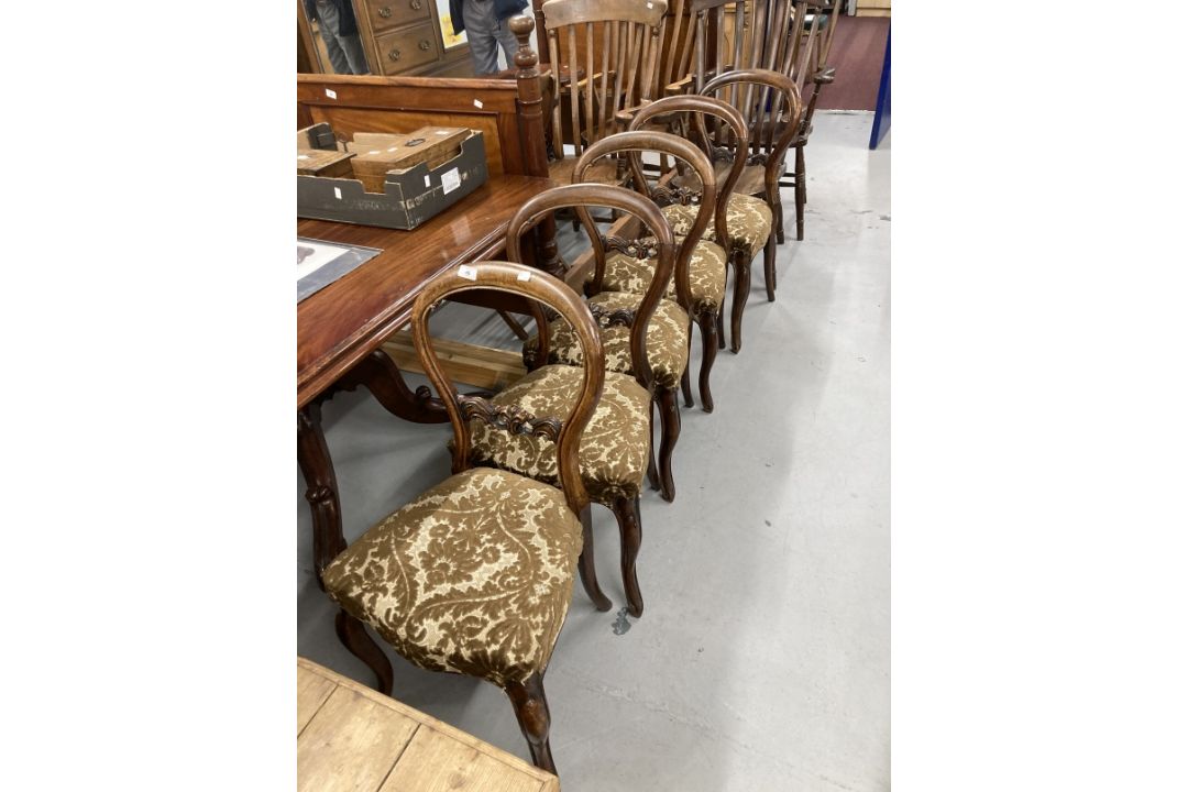 Victorian set of 5 mahogany balloon back dining chairs with cabriole legs upholstered seats. - Image 1 of 3