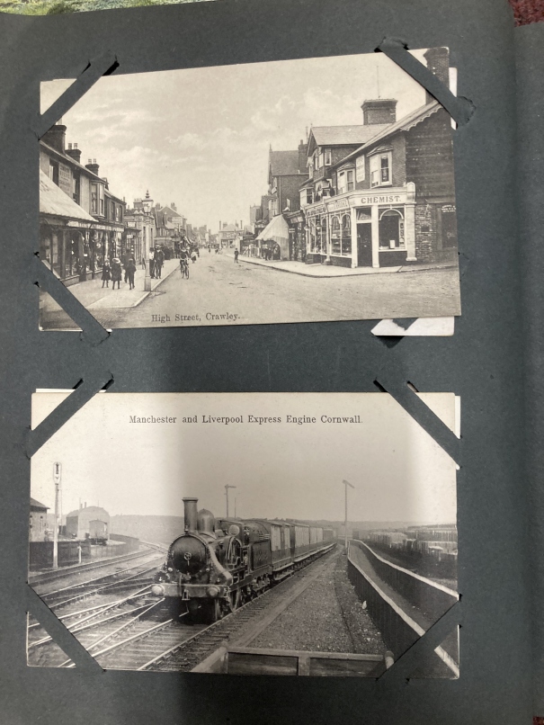 Postcards: Edwardian albums containing hundreds of cards including early railway vanguard omnibus - Image 4 of 5