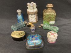 19th/20th cent. Perfumery & Adornments: Green glass gilt metal covered with scene of Notre Dame on
