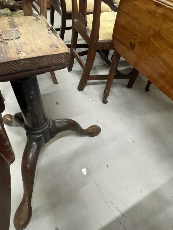 19th cent. Mahogany tilt top dining table on gun barrel supports, tripod club feet. - Image 2 of 2