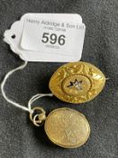 Jewellery: Yellow metal oval locket with blue enamel decoration, 27.5mm x 22.5mm, tests as 9ct gold.