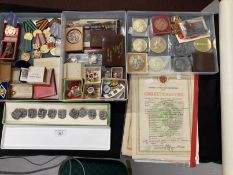 Militaria: Medal and insignia of Captain Volkov Nikolay Leonidovich of the 5th Guards Tank