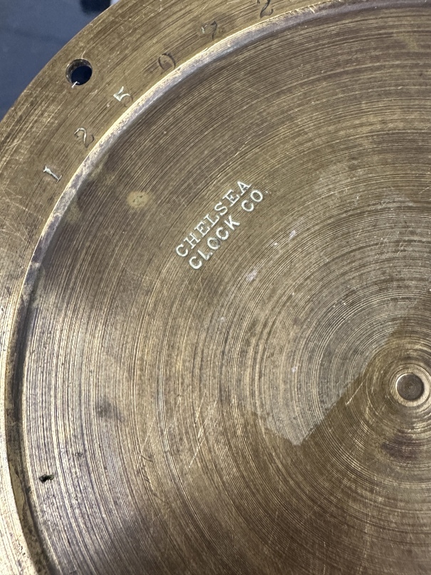 Militaria: US Navy Chelsea Clock Company brass bulkhead clock. Serial No. 125072 dating it to - Image 2 of 2