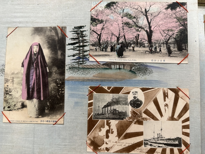 Early 20th cent. Black lacquer albums of Chinese, Japanese and Maltese postcards from the early 20th - Image 5 of 5
