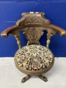 WHITE STAR LINE: R.M.S. Cedric, mahogany swivel smoking room chair on cast iron base with period