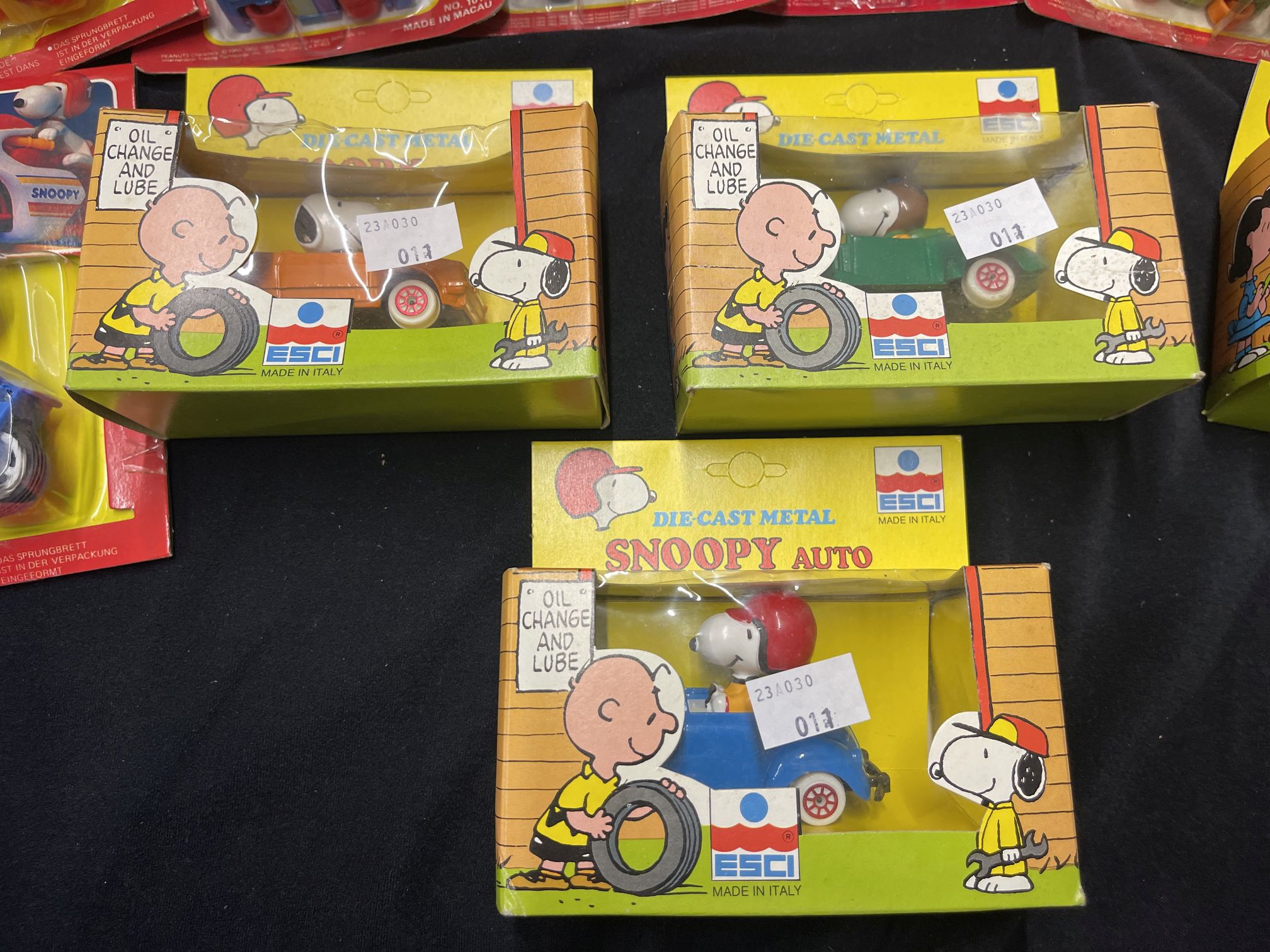 Peanuts and Snoopy collectable diecast vehicles to include ESCI Snoopy's Garage Jeep, Beetle, - Image 4 of 7