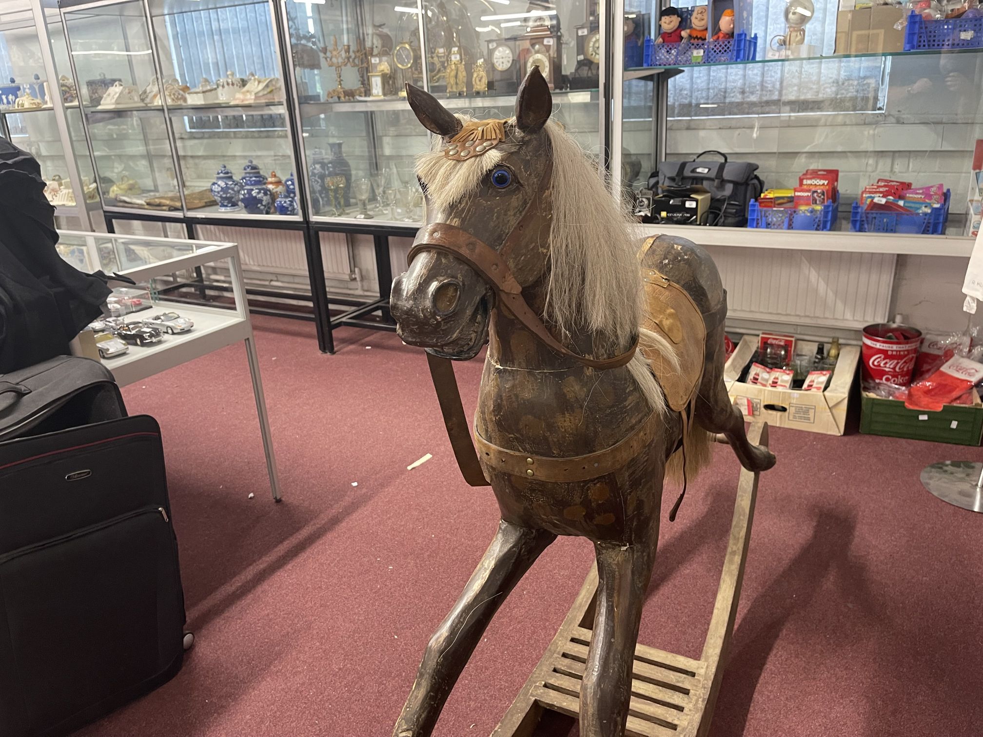Toys/Pastimes: Late 19th/early 20th cent. Rocking horse of generous proportions, well carved head - Image 6 of 6
