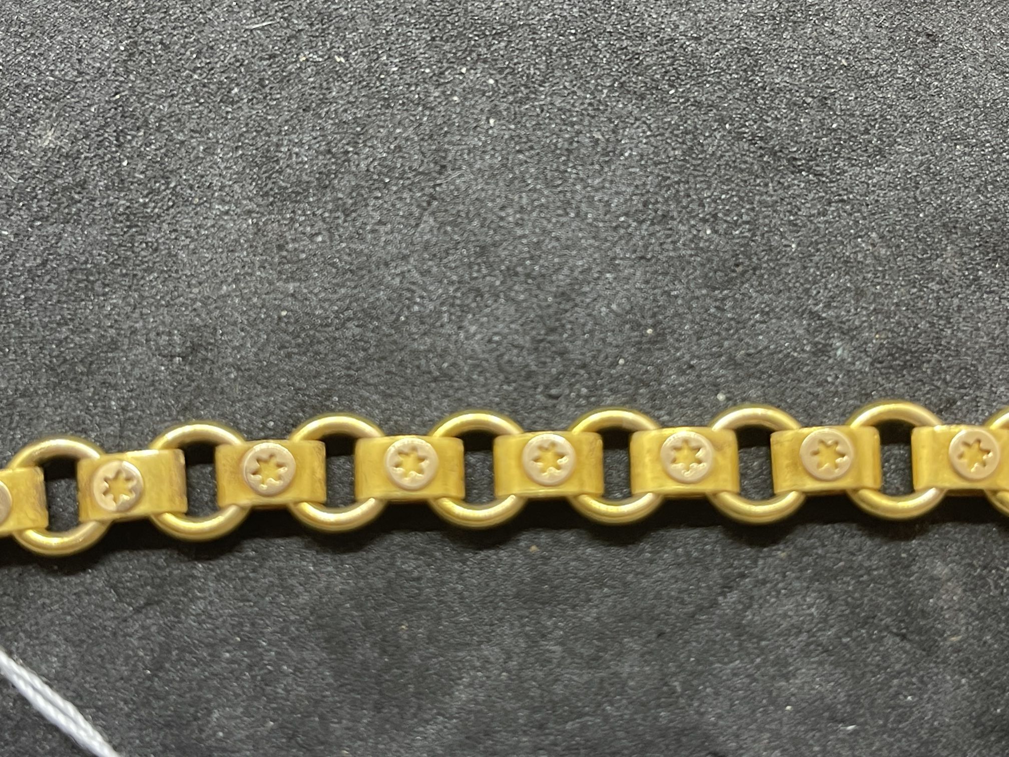 Jewellery: Yellow metal fancy link necklet. Stamped 15ct and tests as such. length 18ins. weight - Image 2 of 3
