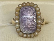 Jewellery: 18ct Victorian mourning rectangular ring 21.5mm x 17.5mm