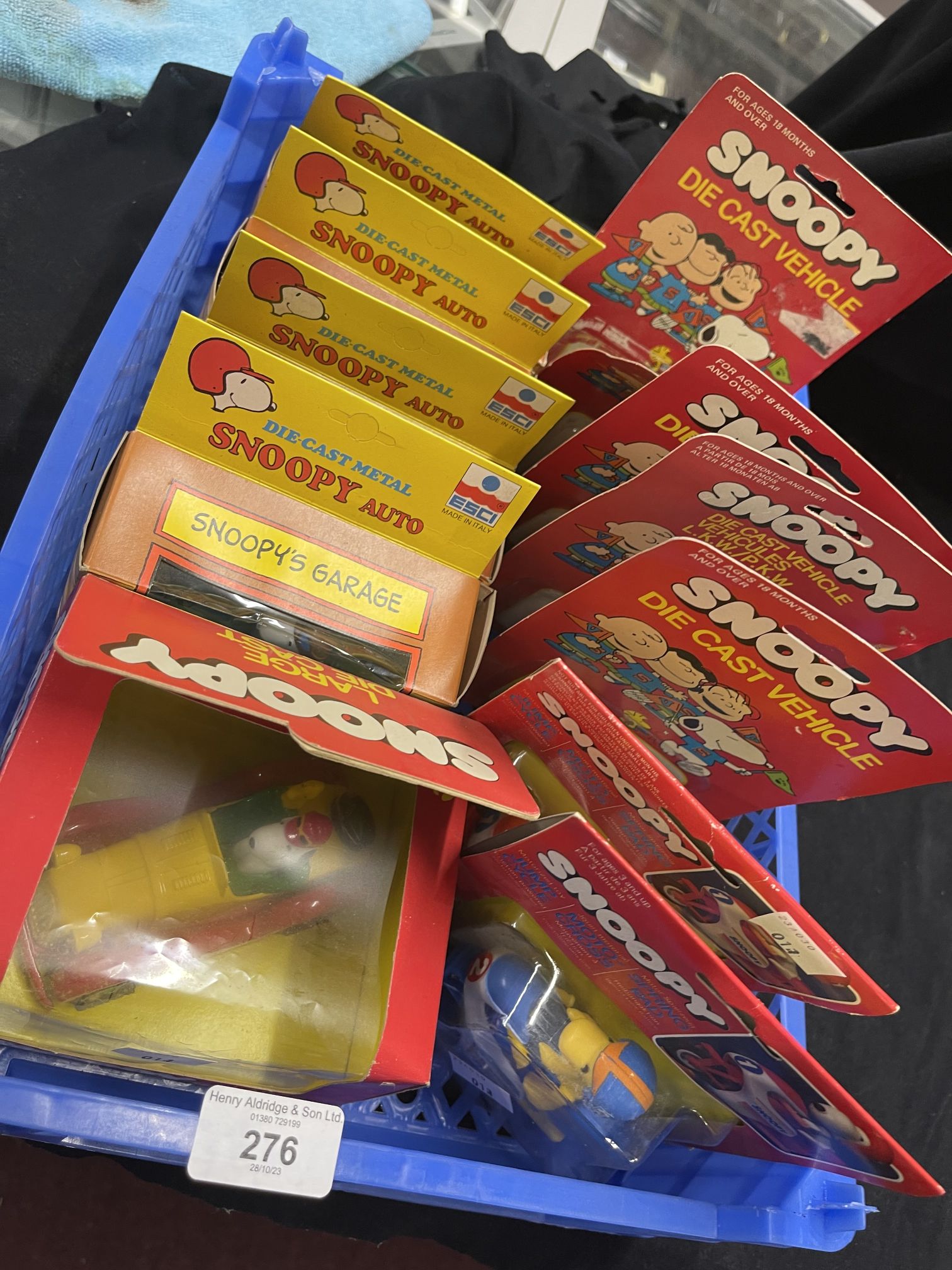 Peanuts and Snoopy collectable diecast vehicles to include ESCI Snoopy's Garage Jeep, Beetle,