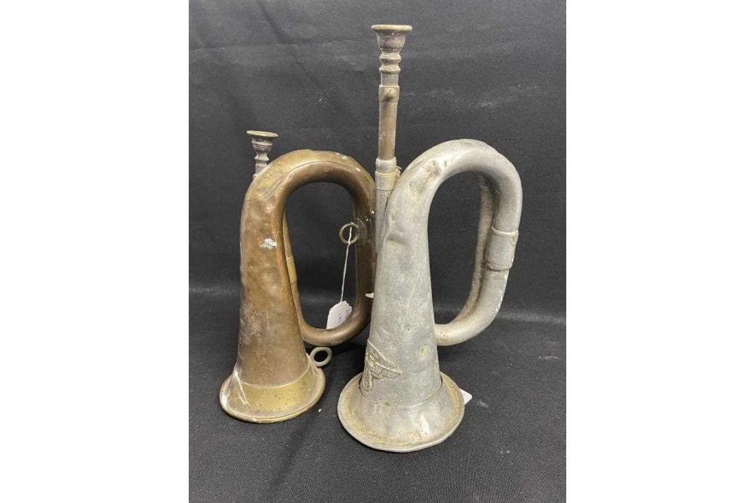 Militaria: - Image 1 of 3