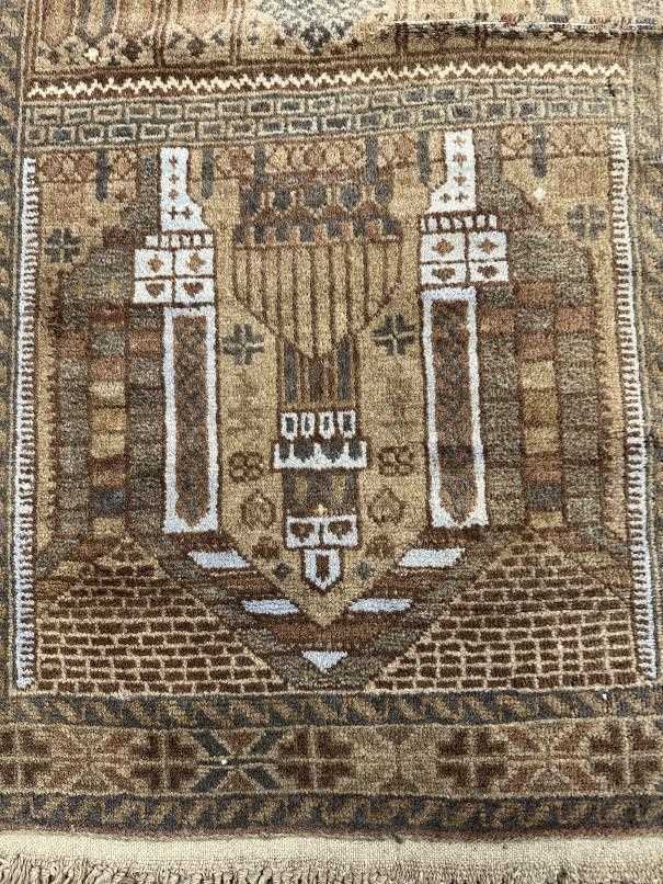 Carpets & Rugs: - Image 5 of 6
