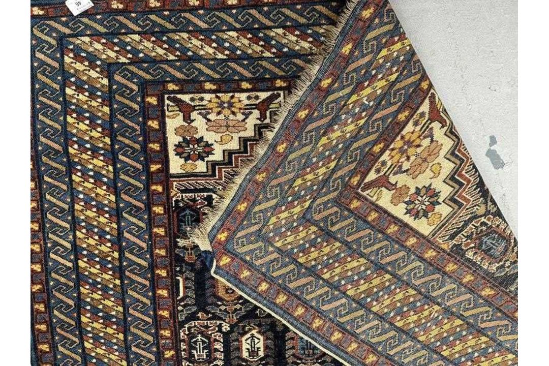 Carpets & Rugs: - Image 3 of 9