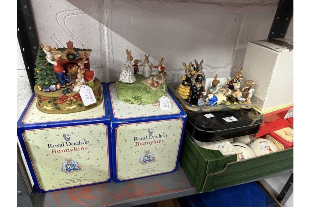 Ceramics: - Image 4 of 4