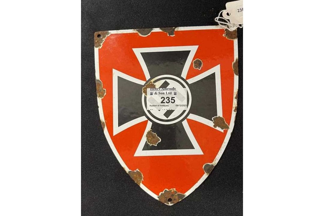 Military: - Image 1 of 4