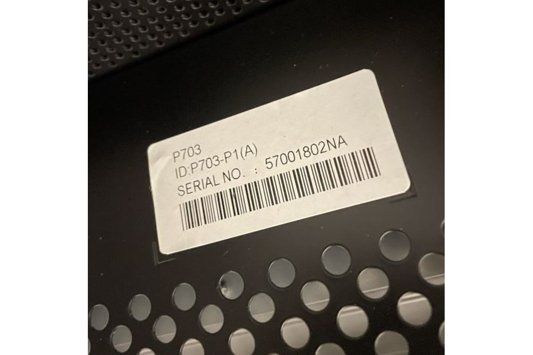 (2qty) NEC 70" Multisync P703 Display's - Image 3 of 5