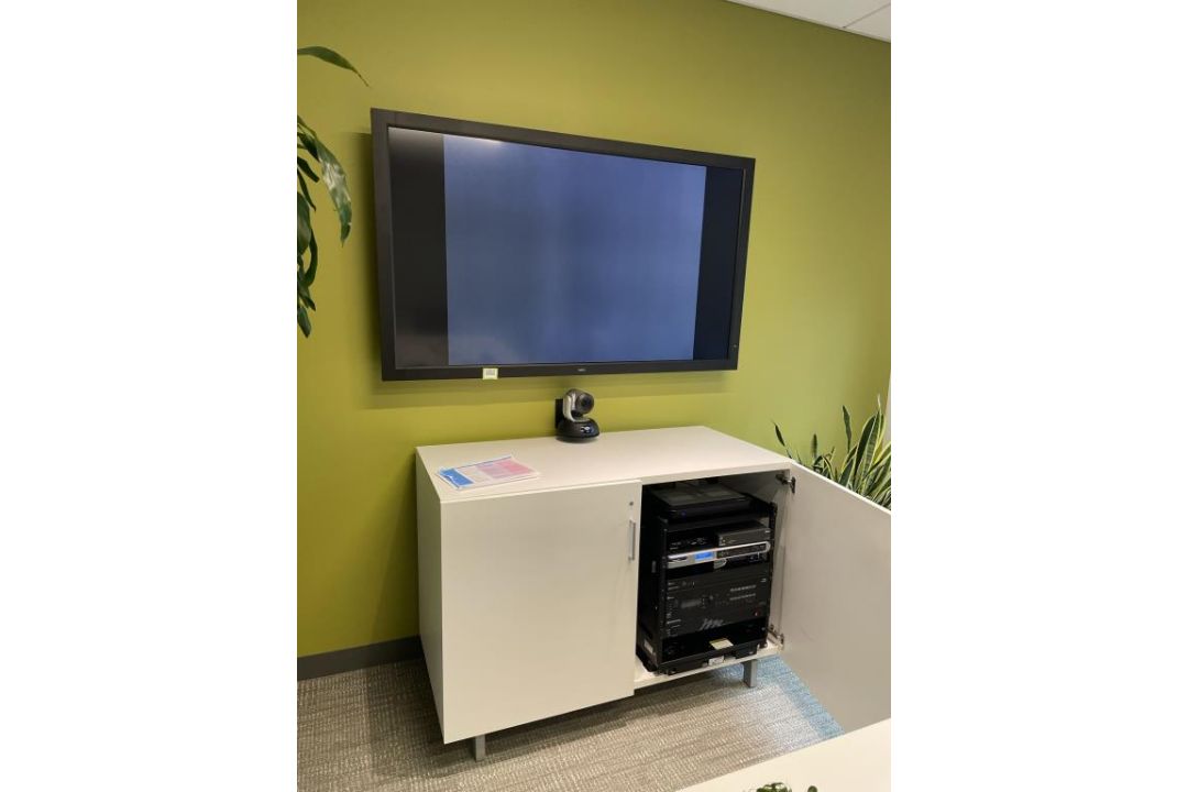 Complete Multi-Function Entertainment System - Image 1 of 15