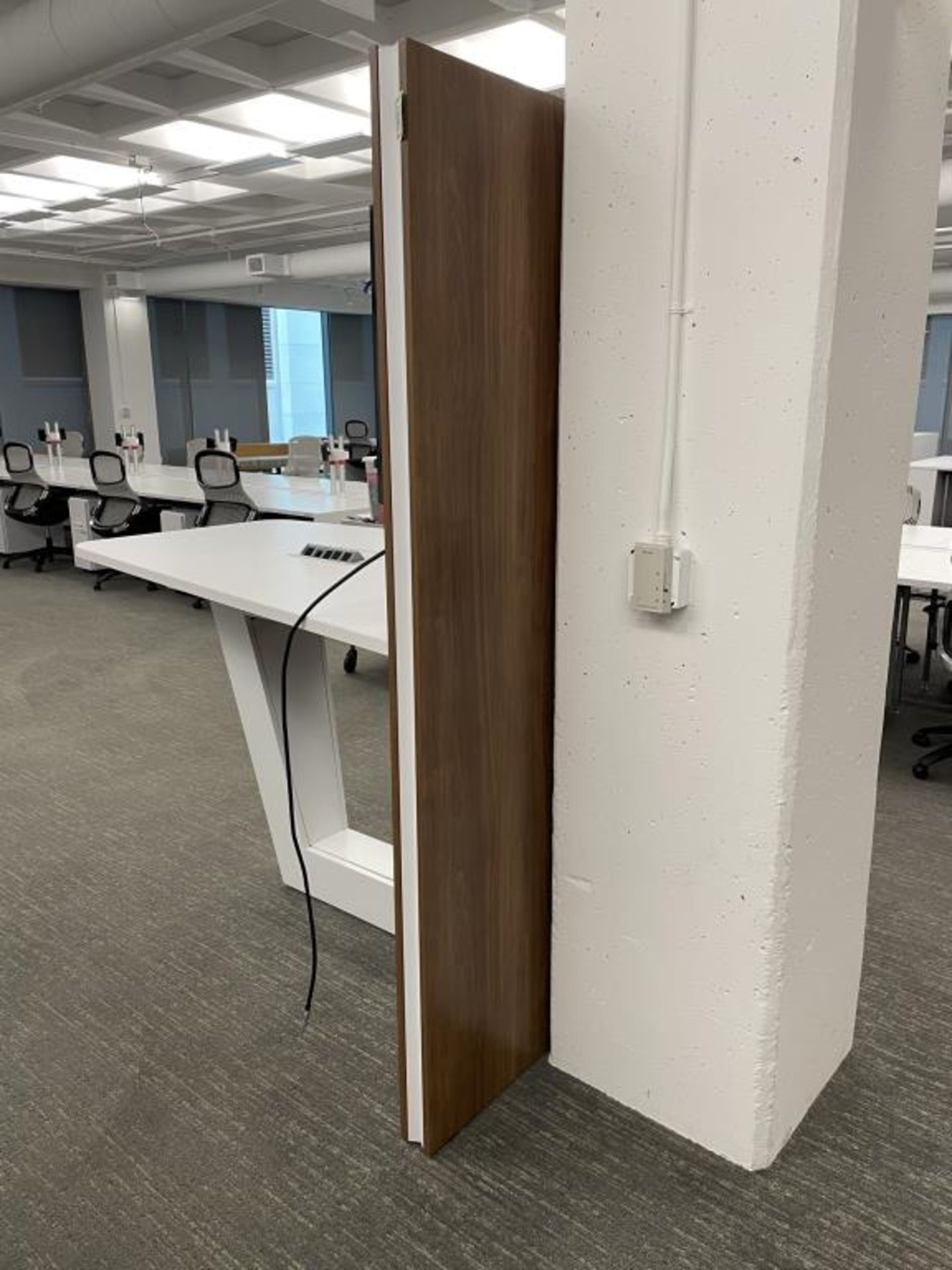 National Mio Collaborative High top Desk - Image 2 of 4