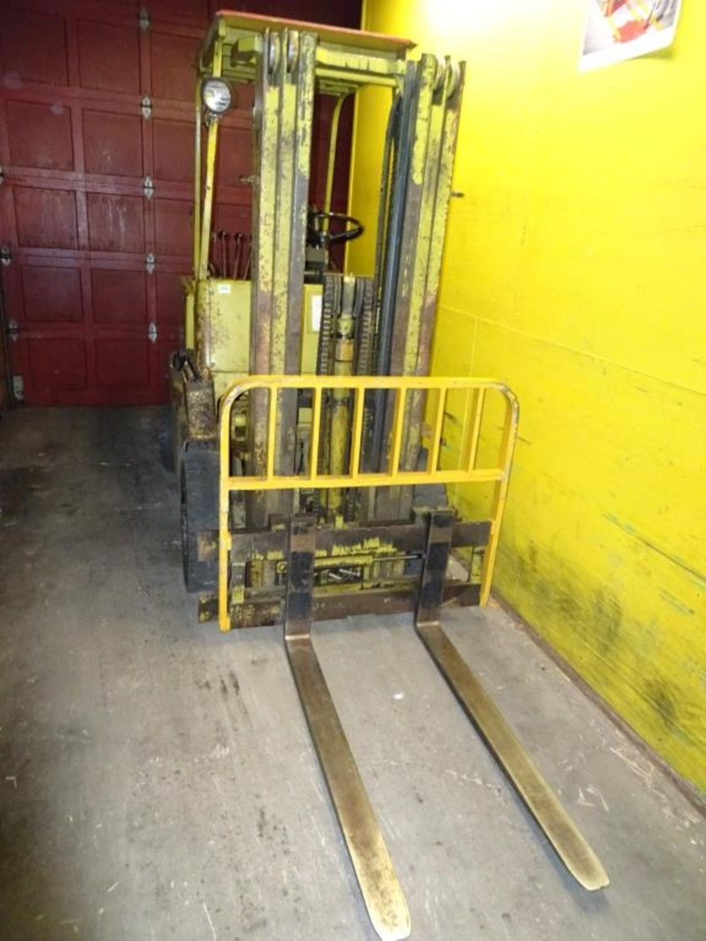 Forklift - Image 3 of 9