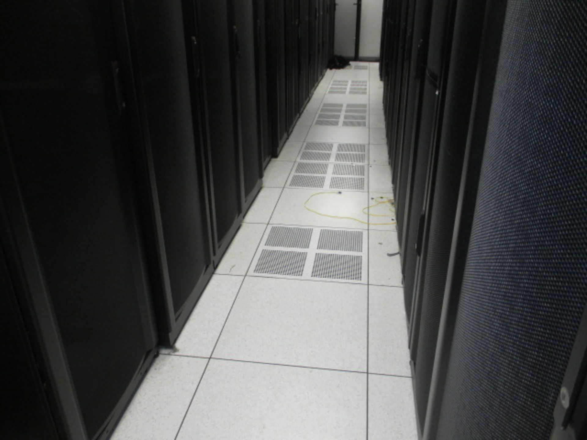 Data Center Flooring - Image 3 of 6