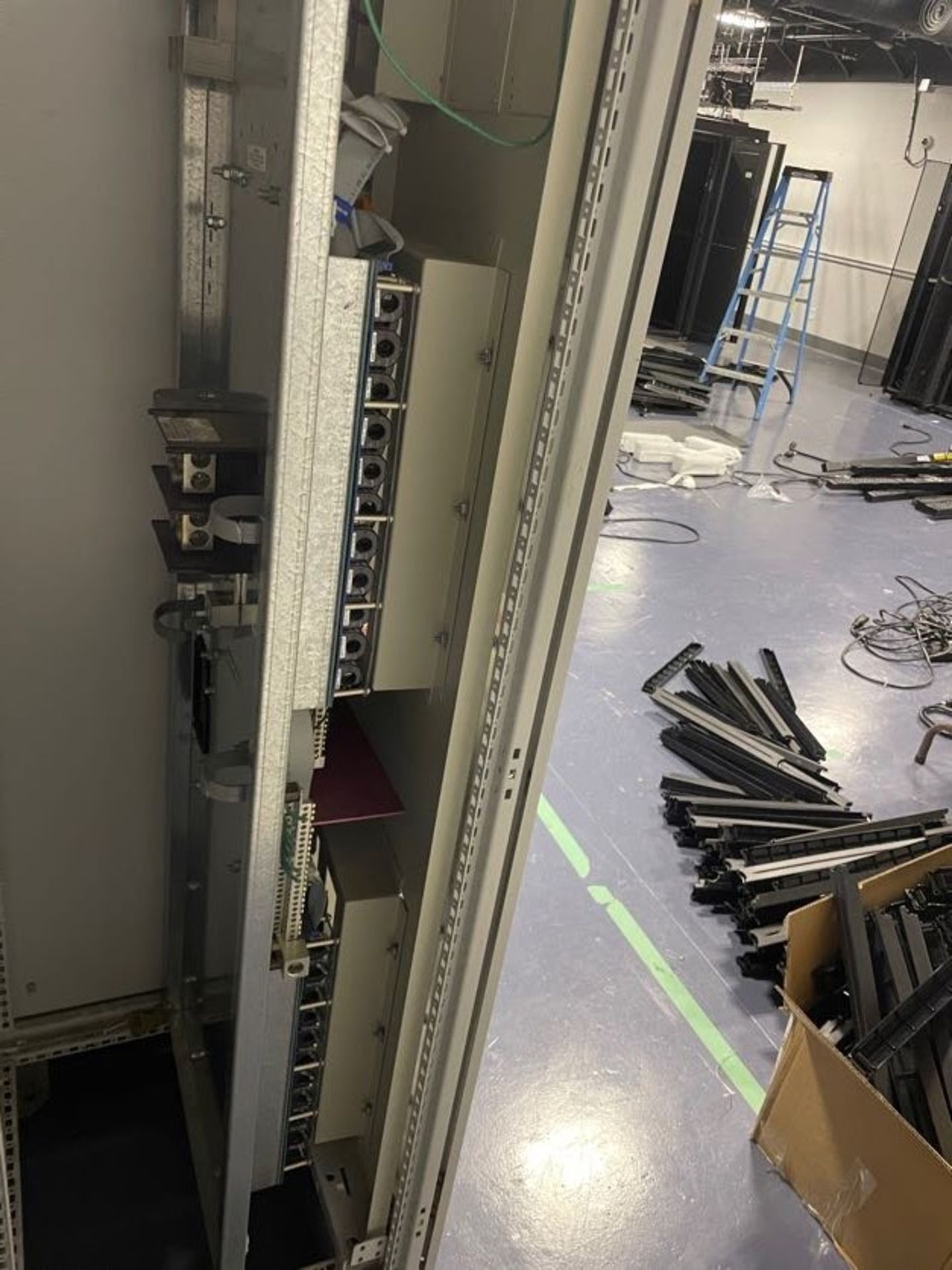 Eaton Power Panels - Image 8 of 11