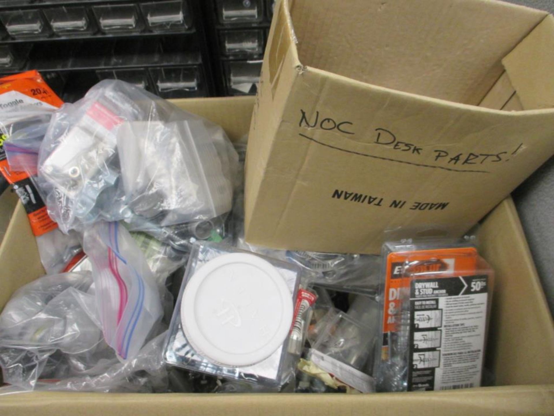 Assorted Fasteners - Image 3 of 8