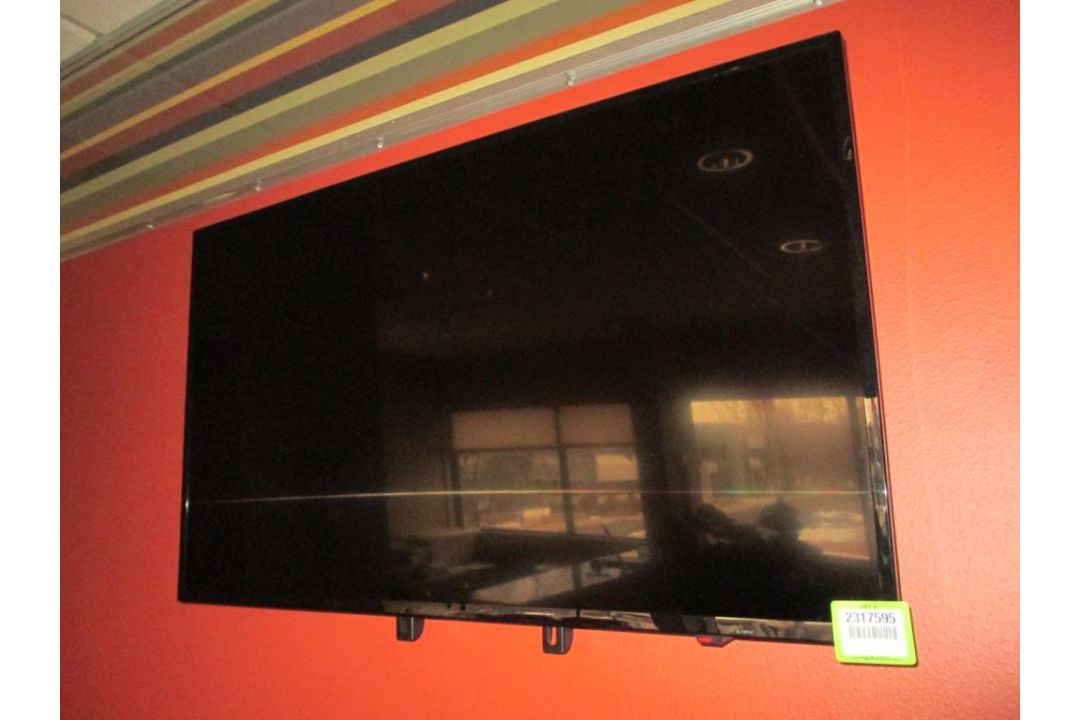 TV Monitors - Image 3 of 3