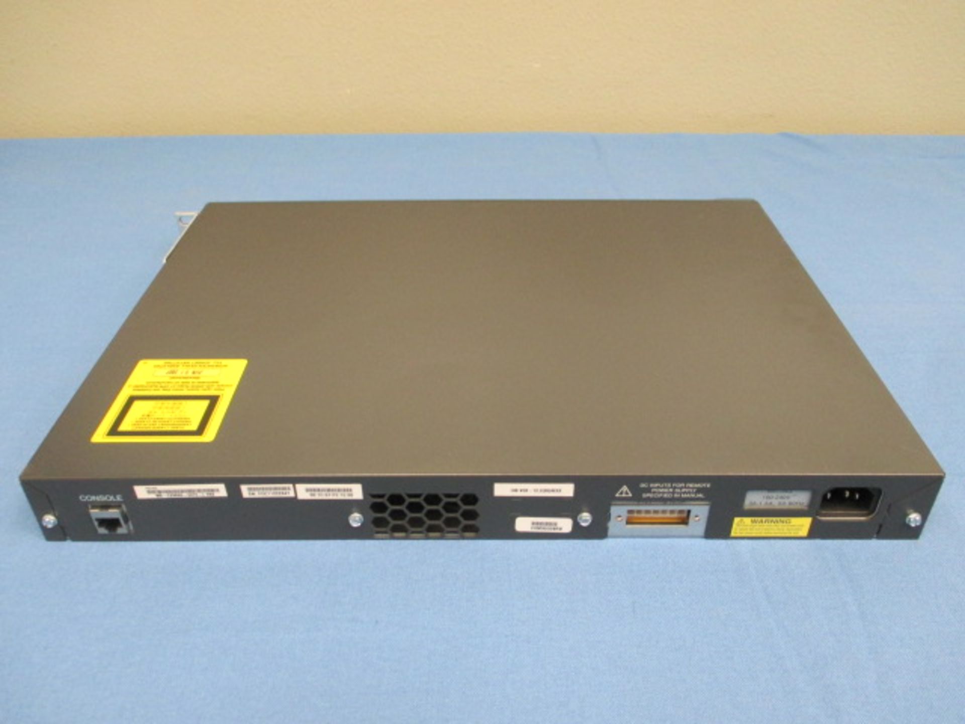 Cisco Ethernet Switch - Image 3 of 4