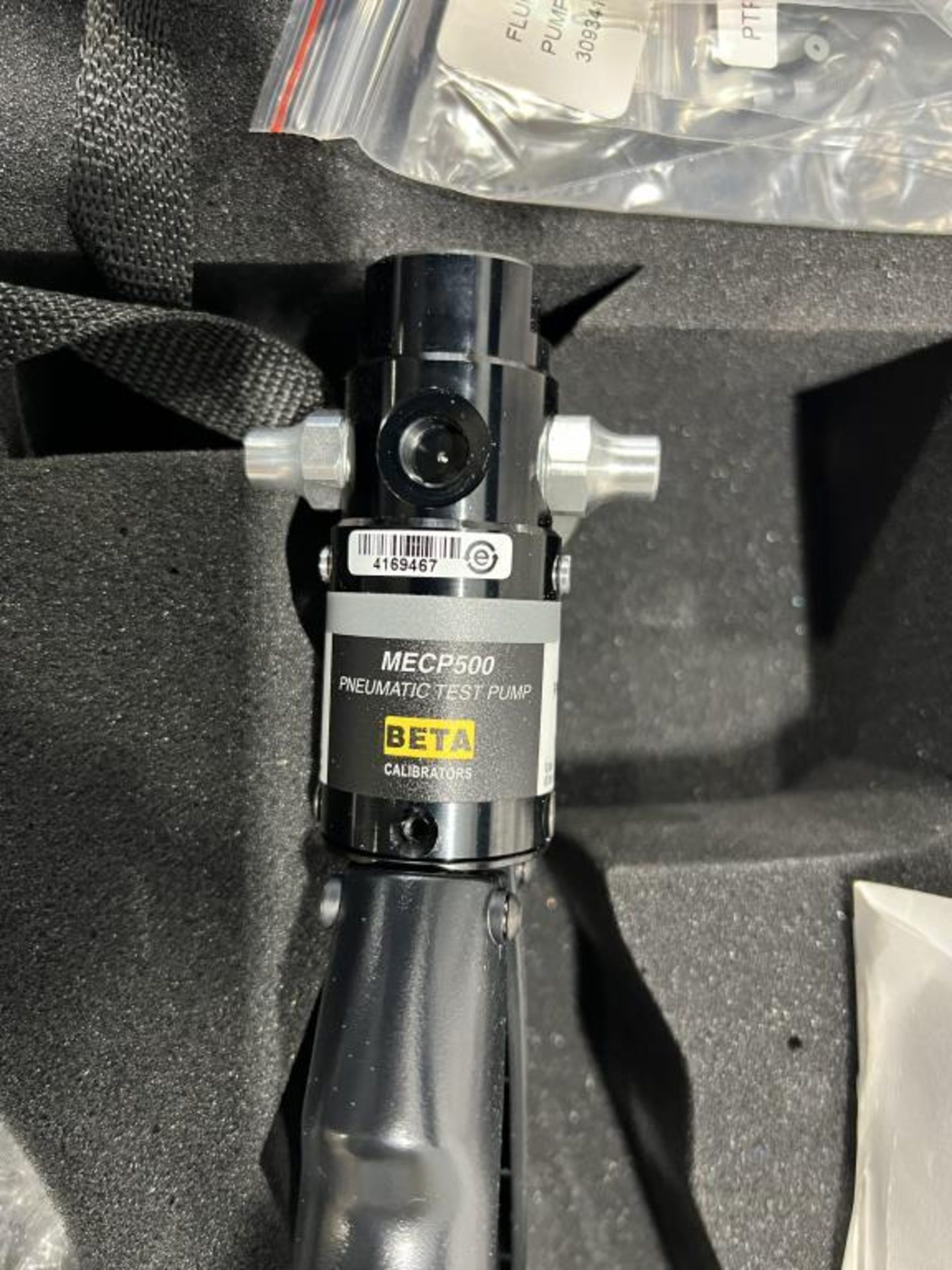 Pressure Calibrator - Image 4 of 4