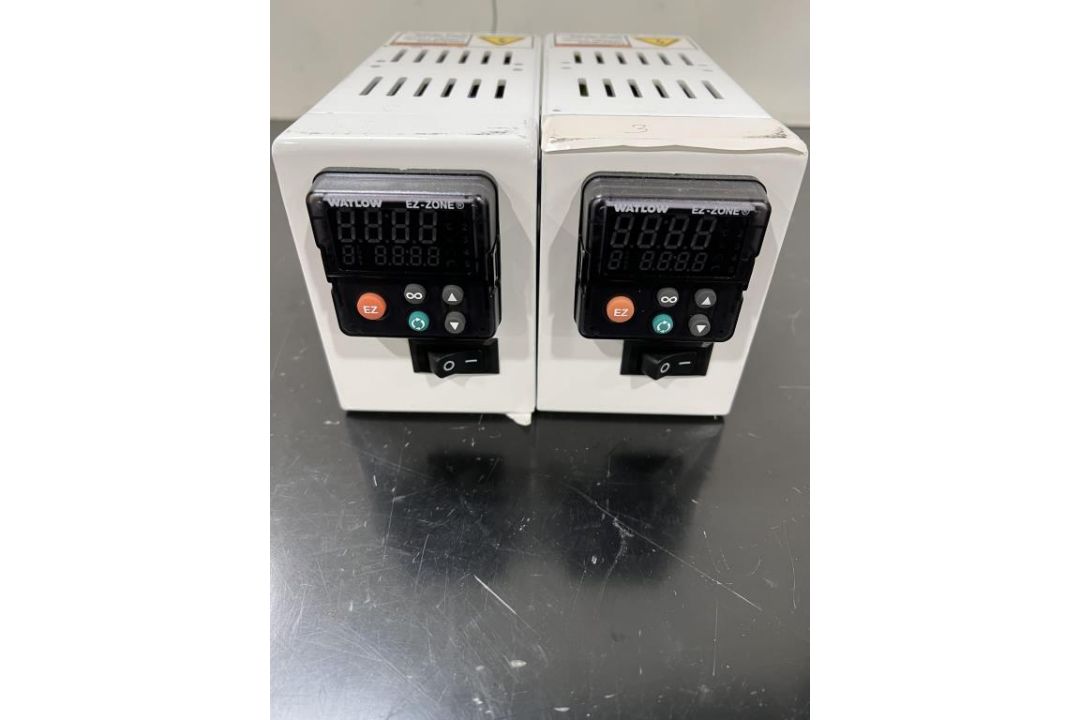 Watlow Digital Temperature Controllers - Image 2 of 3