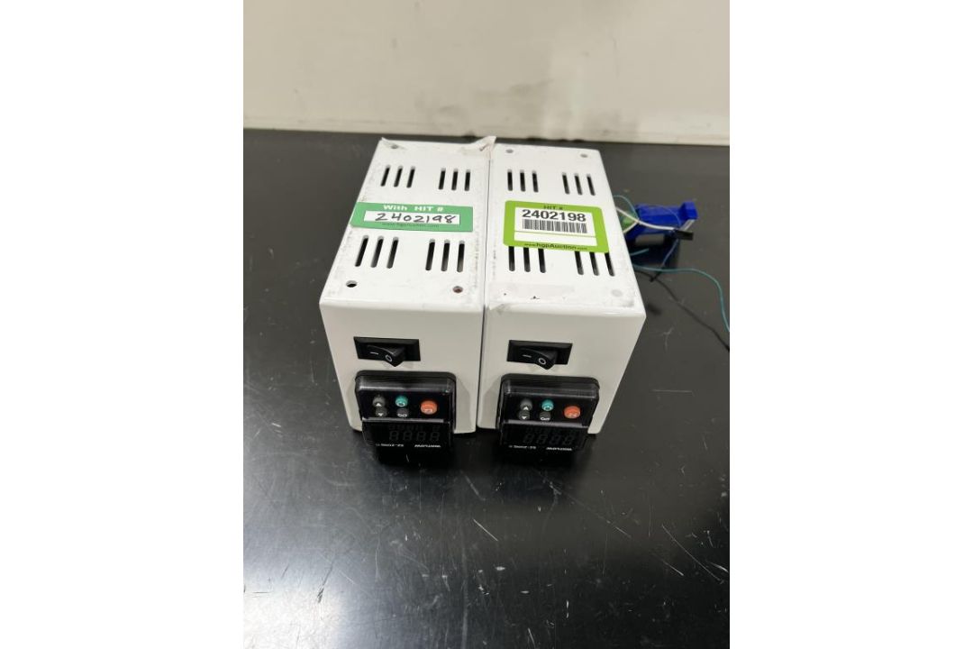 Watlow Digital Temperature Controllers - Image 1 of 3
