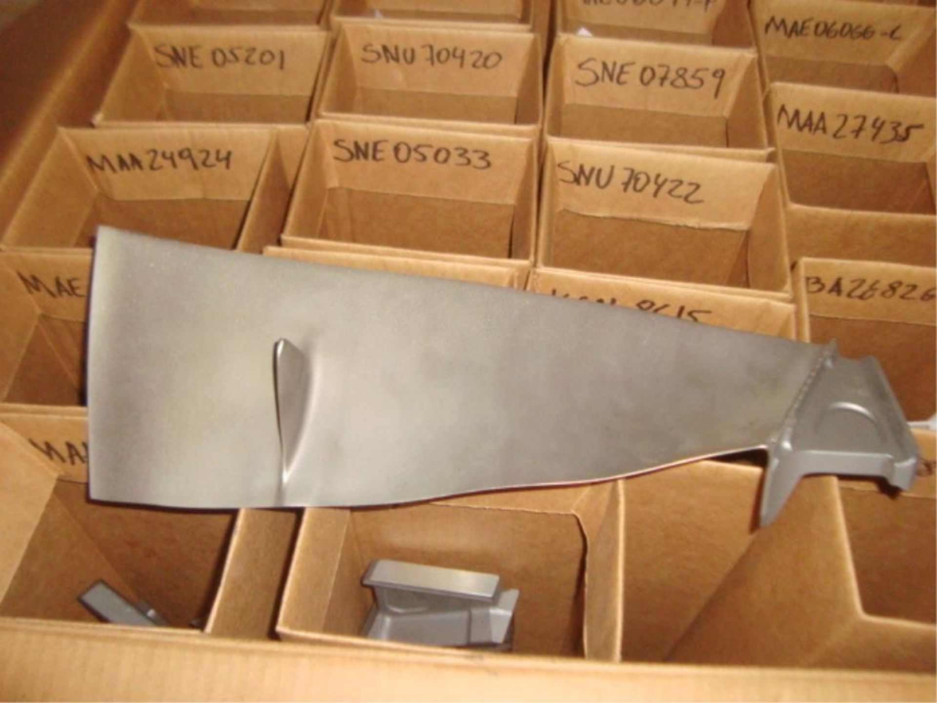 CFM56-3 Blades-Fan Rotor STG 1 - Image 8 of 18