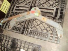 Mount & Lift Fixture