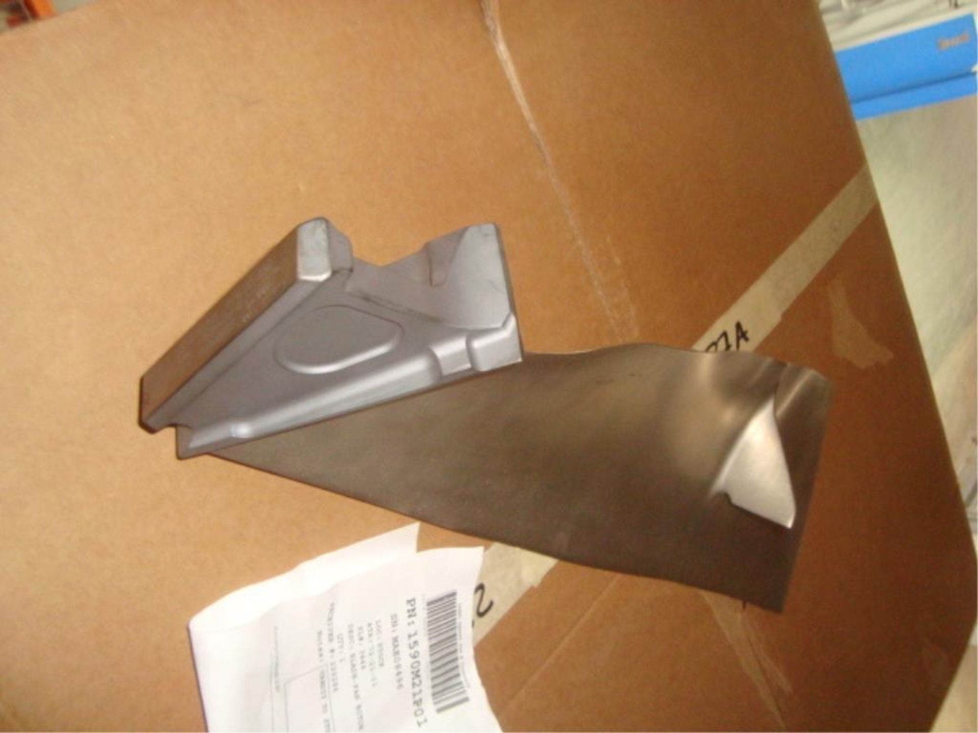 CFM56-3 Stage-1 Fan Rotor Blades - Image 4 of 7