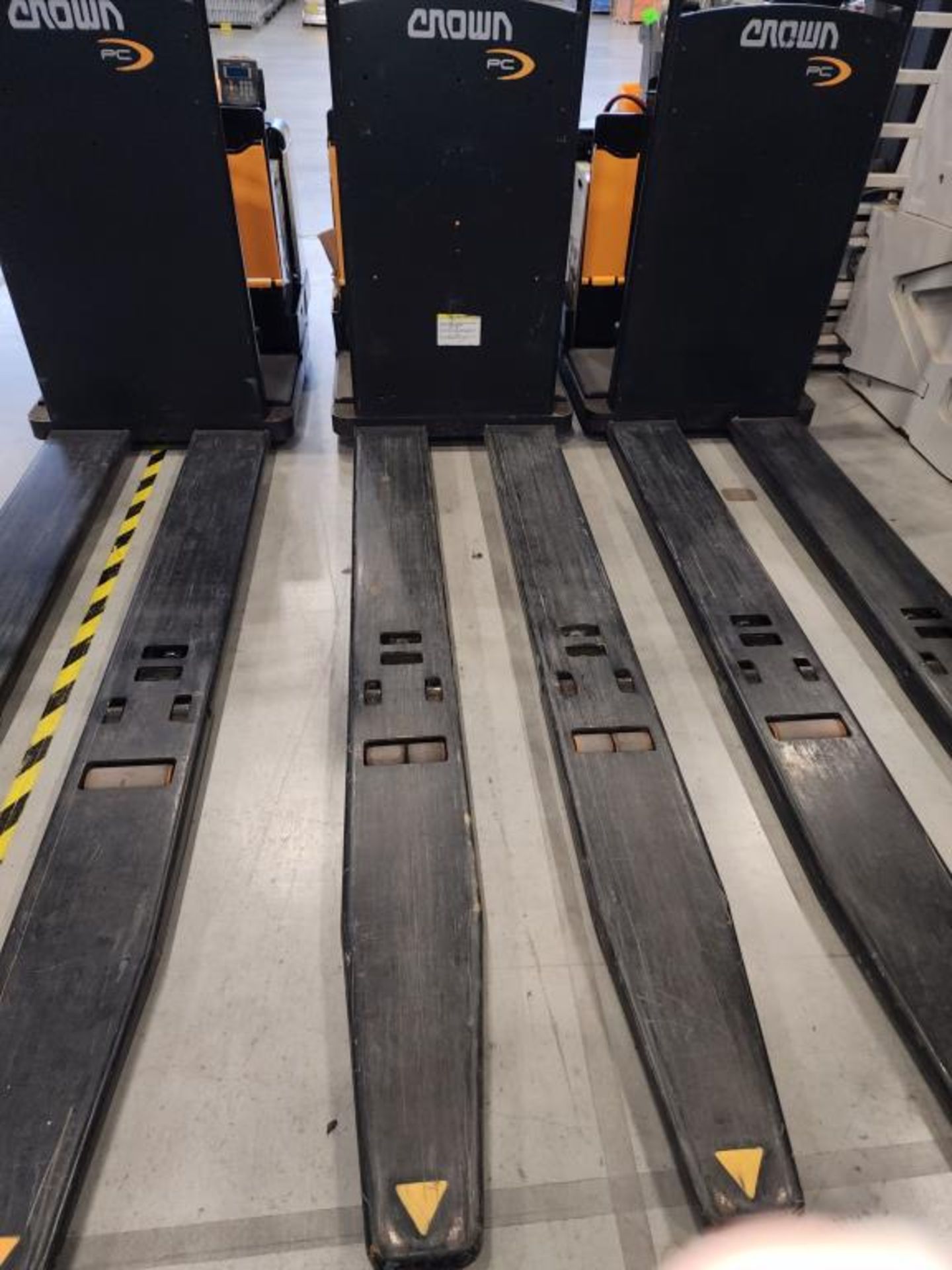 Crown Forklift Truck - Image 2 of 14