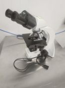 Microscope